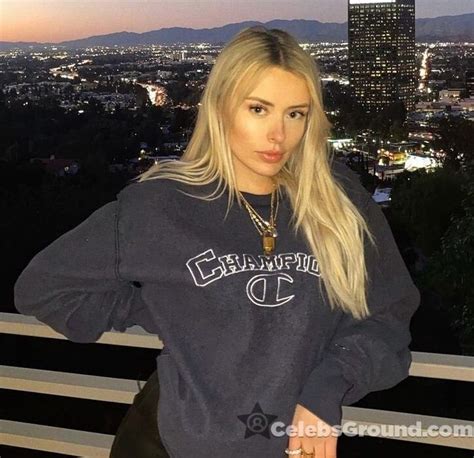 Corinna Kopf Height, Weight, Net Worth, Career, And More